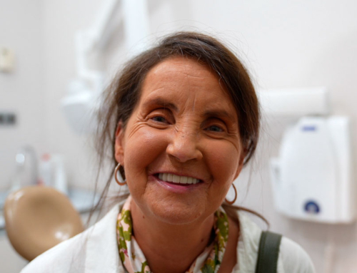 De creer que no tenía solución a recuperar su sonrisa: el testimonio de Mercedes tras su cirugía maxilofacial