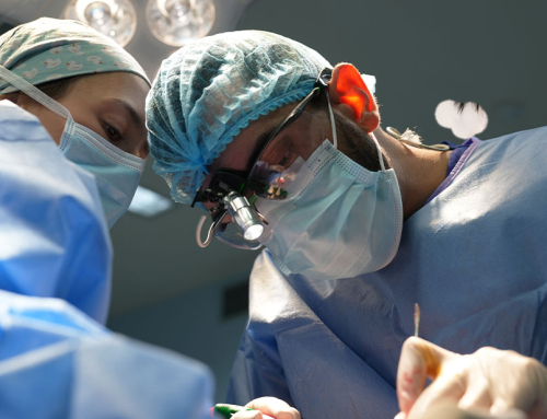 Implantes dentales: qué tipos existen y cuál es el más adecuado para ti